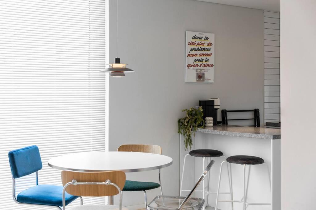 Blue Sky Terrace House Hizm Apartment Seoul