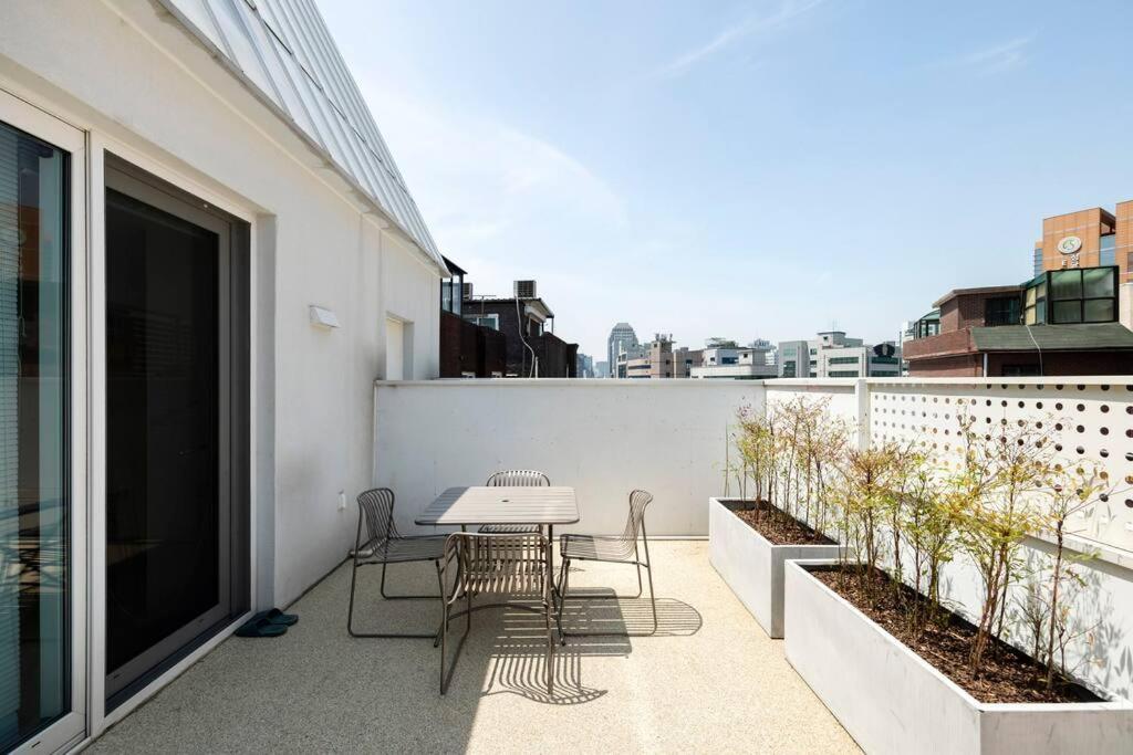 Blue Sky Terrace House Hizm * Seoul